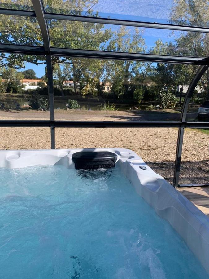 Maison Avec Jacuzzi Proche Plages Avrille  Ngoại thất bức ảnh